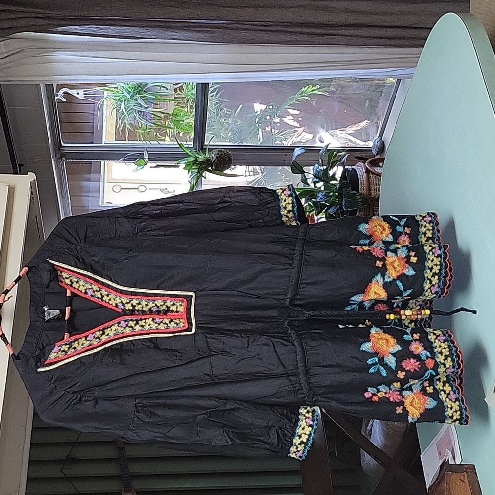 C Luce embroidered top